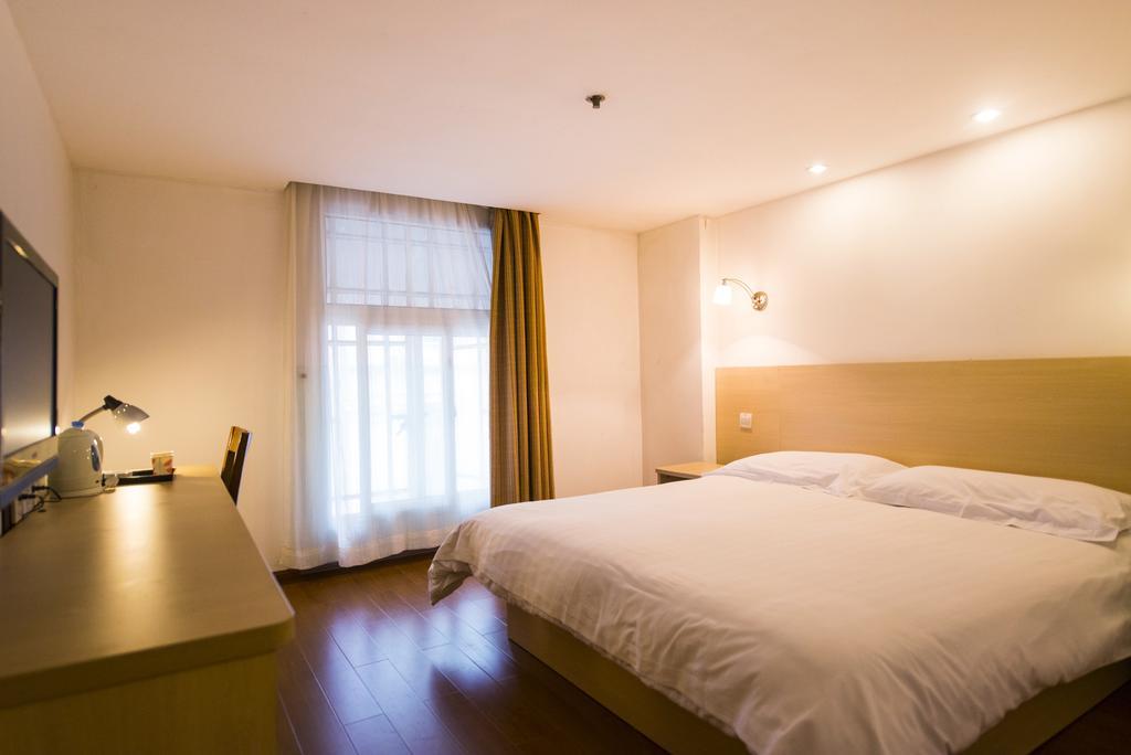 Motel Shanghai Hongqiao Beixinjing Metro Station Tianshan Road Exteriér fotografie