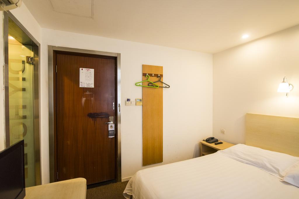 Motel Shanghai Hongqiao Beixinjing Metro Station Tianshan Road Exteriér fotografie