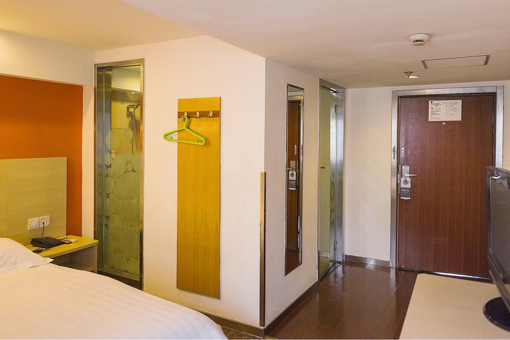 Motel Shanghai Hongqiao Beixinjing Metro Station Tianshan Road Exteriér fotografie